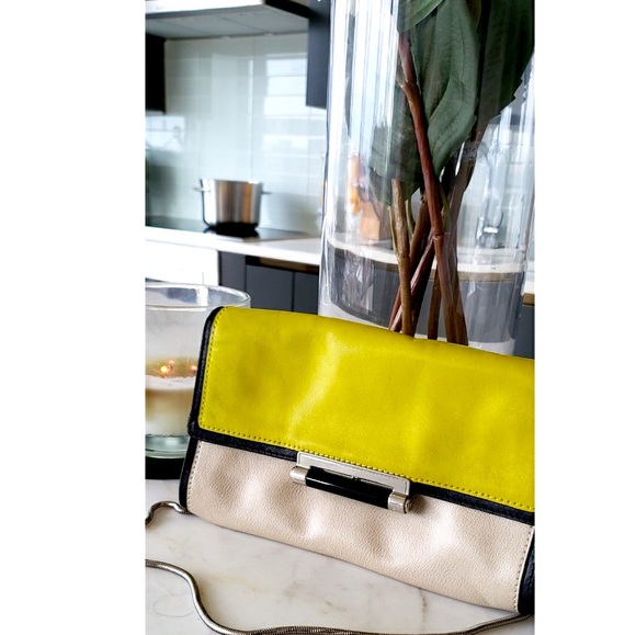 DVF Yellow/Ivory/Black Leather handbag - Picture 2 of 8